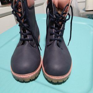 Women's boots